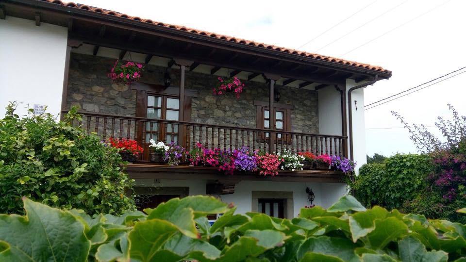 La Casona De Benito Guest House Cudillero Bagian luar foto